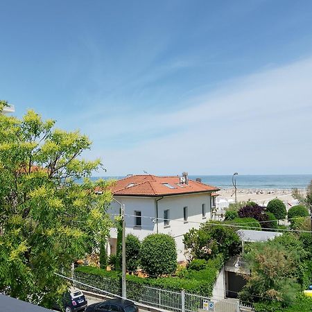 Appartamento La Casa Al Mare Rimini Esterno foto
