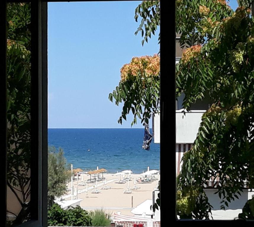 Appartamento La Casa Al Mare Rimini Esterno foto