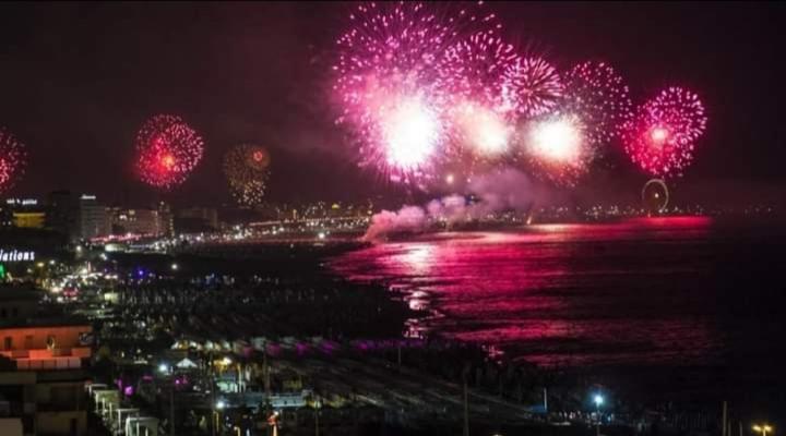 Appartamento La Casa Al Mare Rimini Esterno foto