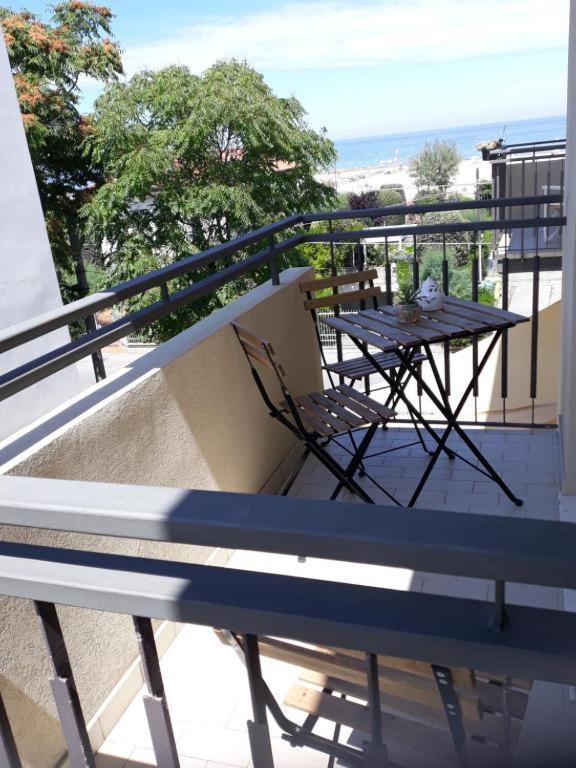 Appartamento La Casa Al Mare Rimini Esterno foto